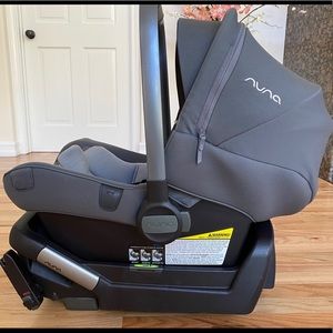 Nuna PIPA infant car seat
